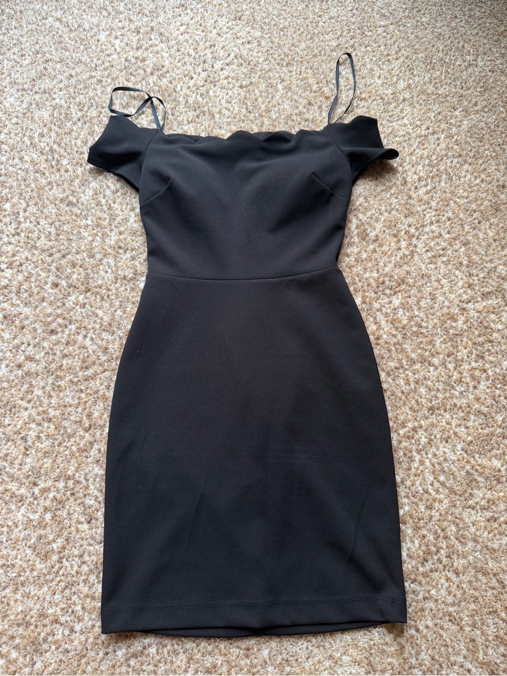 B Darlin Black Off-Shoulder Bodycon Dress - Women size 1/2, scalloped design